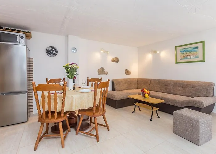 Risika Vacation House 度假居